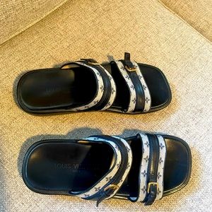 Louis Vuitton sandals. Looks brand new
